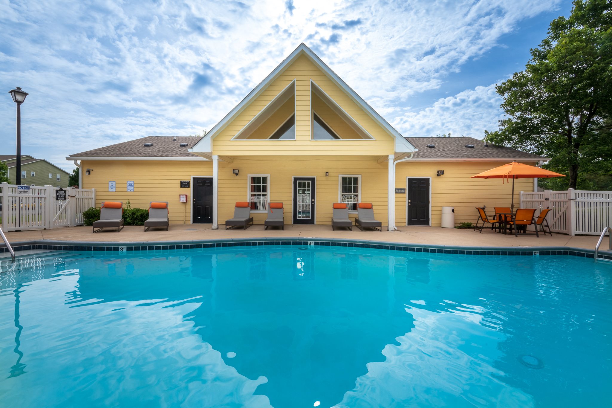 Unbelievable Ideas Of Mission Triangle Point Apartments Photos Yogiresla